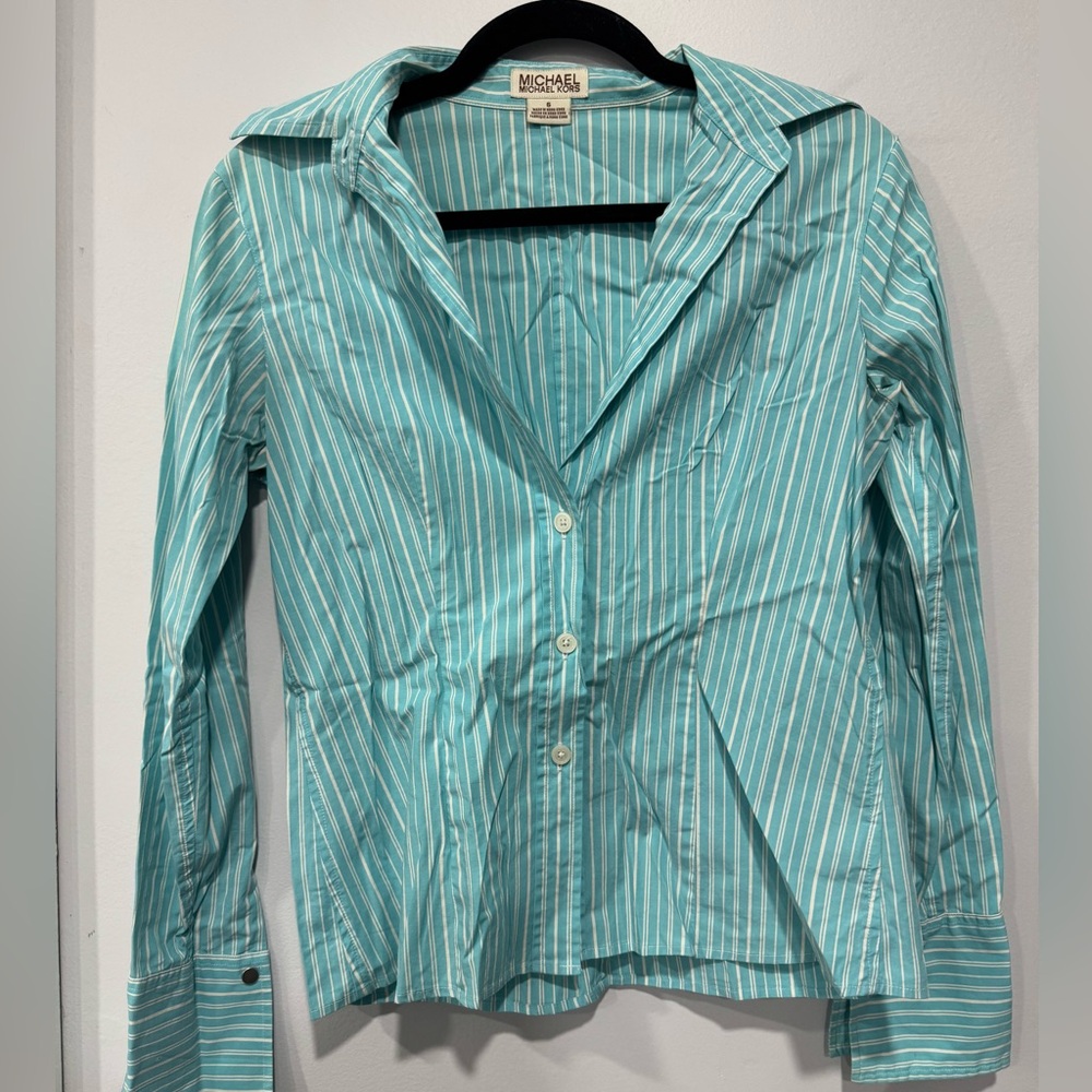 Women’s‎ blouse